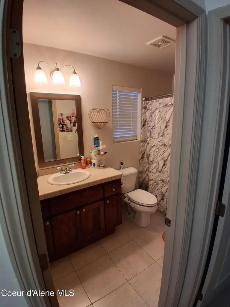 1206 Honeysuckle Avenue Sandpoint ID 83864