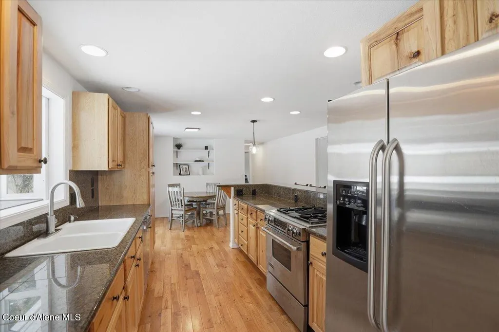 12331 N Avondale Loop Hayden ID 83835