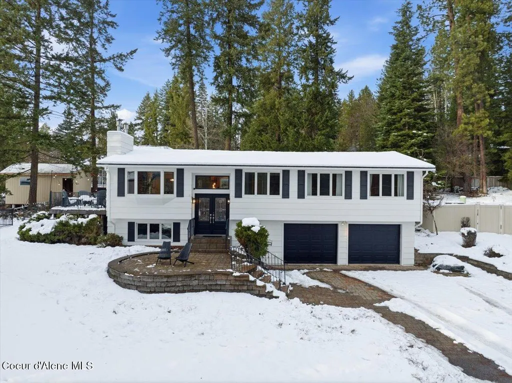 12331 N Avondale Loop Hayden ID 83835