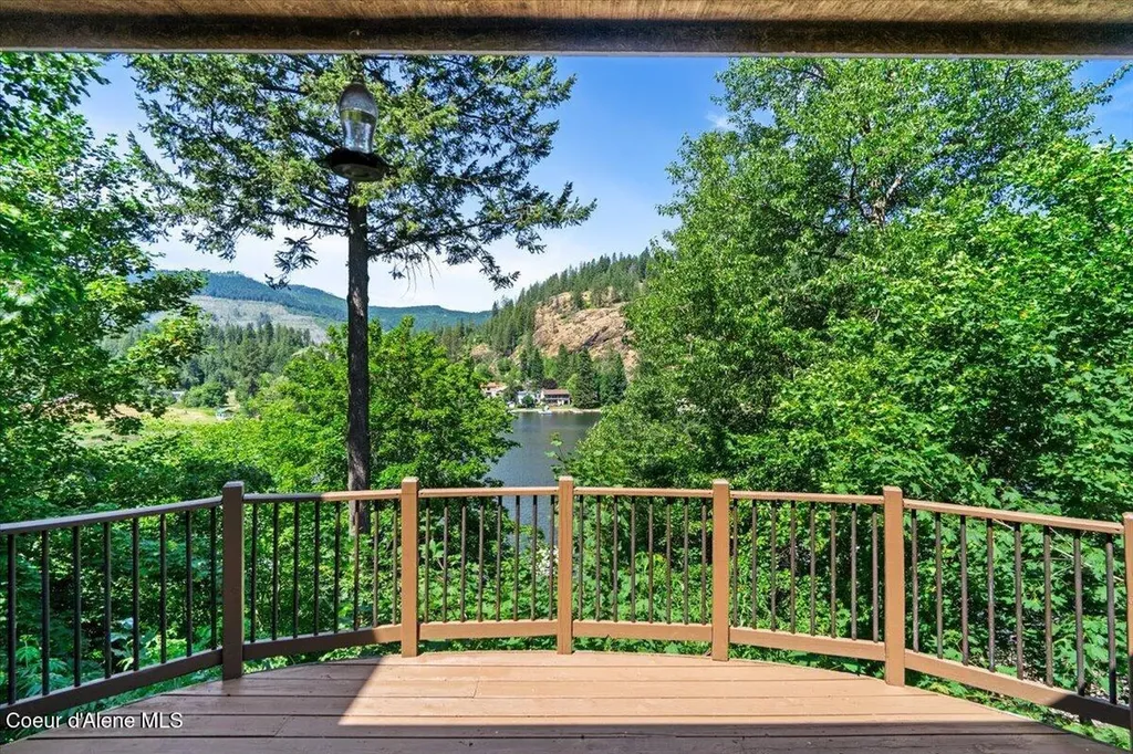 20535 N Pinehurst Street Rathdrum ID 83858