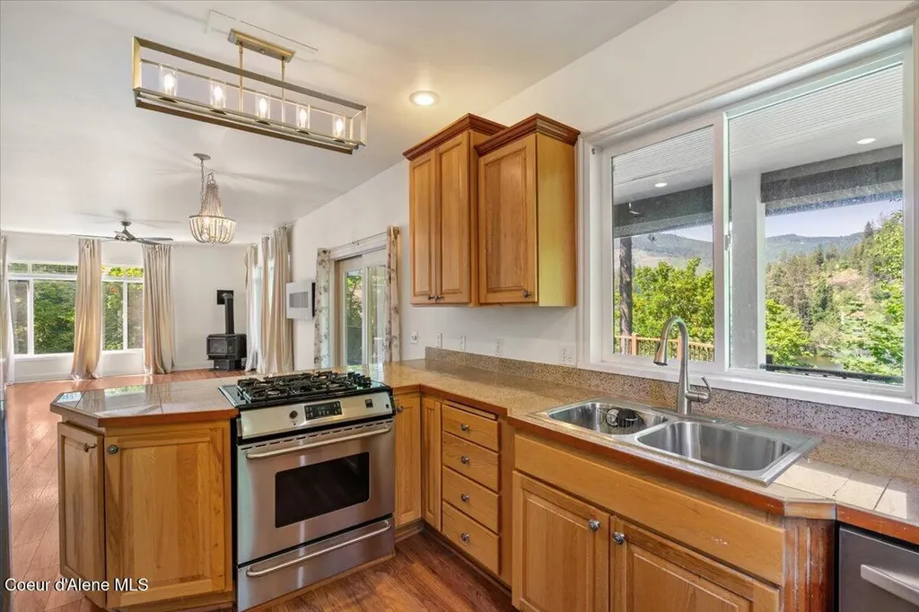 20535 N Pinehurst Street Rathdrum ID 83858