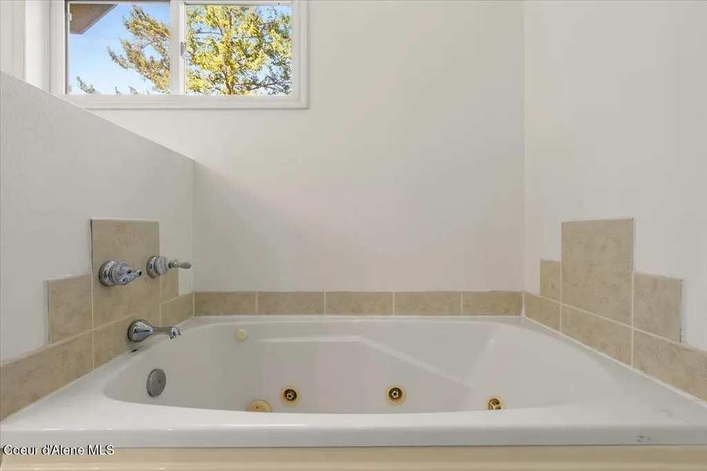 20535 N Pinehurst Street Rathdrum ID 83858