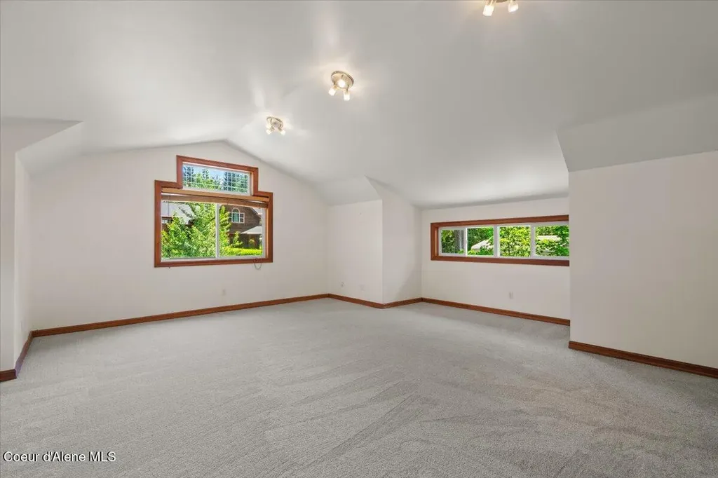 20535 N Pinehurst Street Rathdrum ID 83858