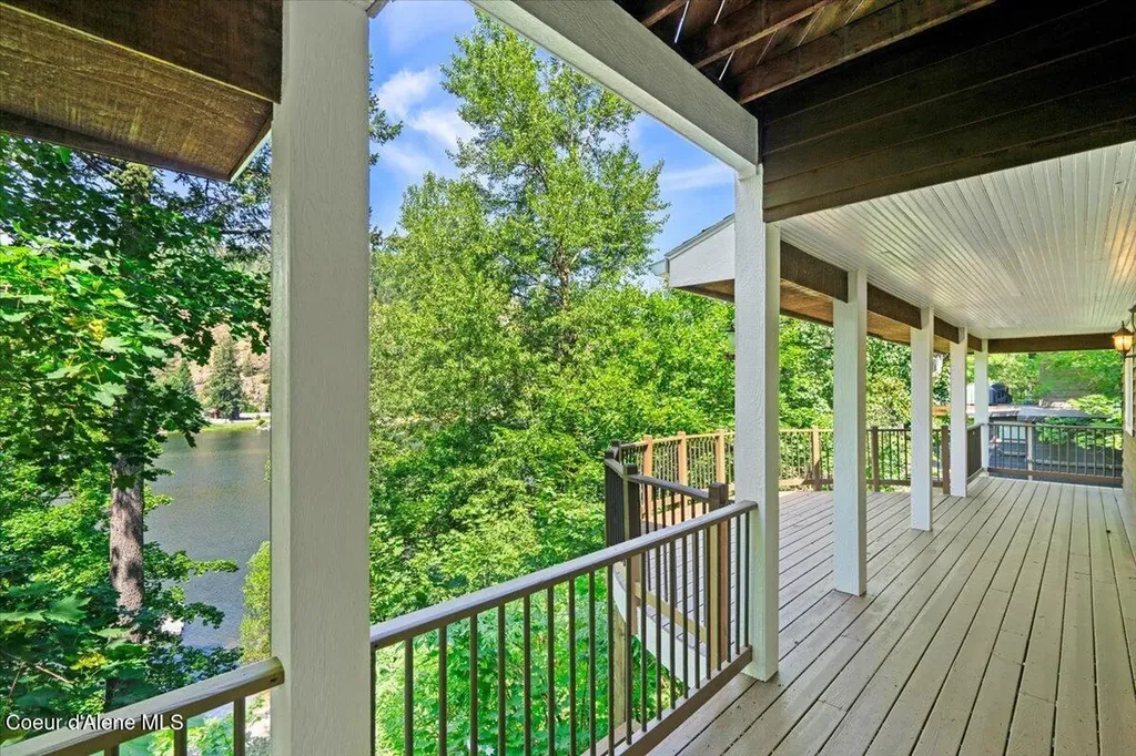 20535 N Pinehurst Street Rathdrum ID 83858