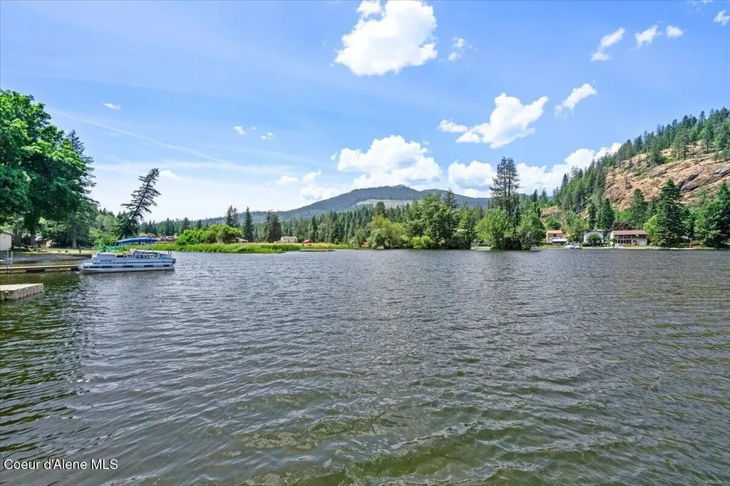 20535 N Pinehurst Street Rathdrum ID 83858
