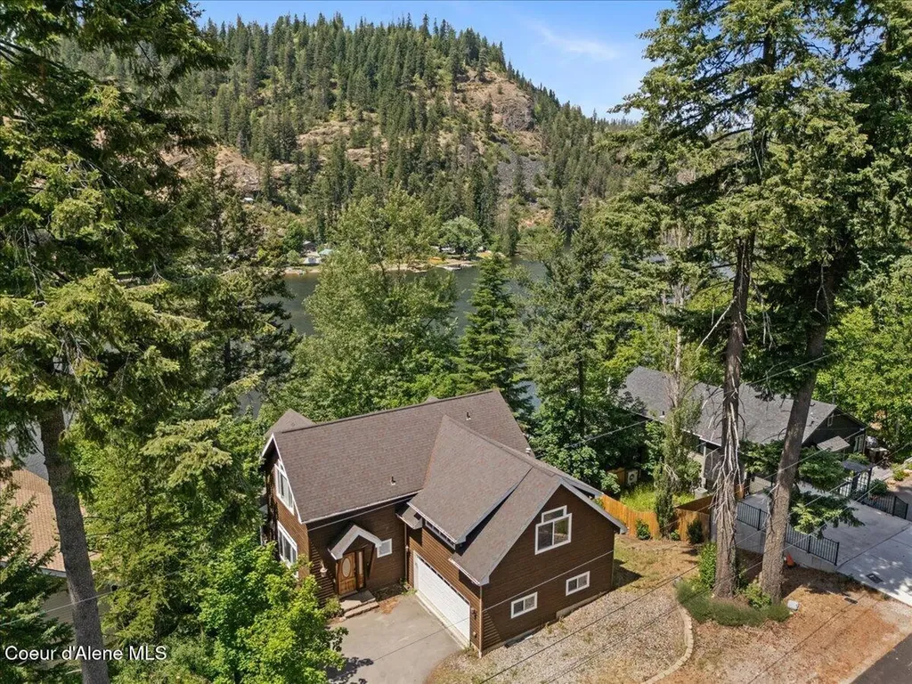 20535 N Pinehurst Street Rathdrum ID 83858