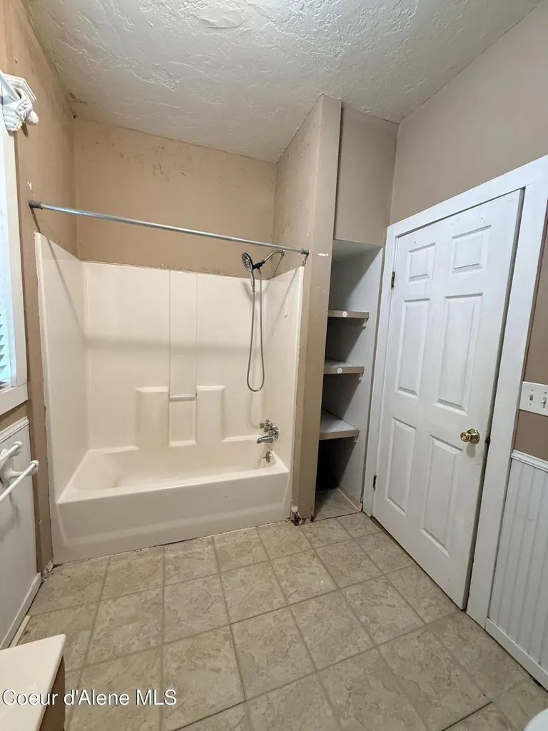 1127 W Jefferson Avenue St. Maries ID 83861