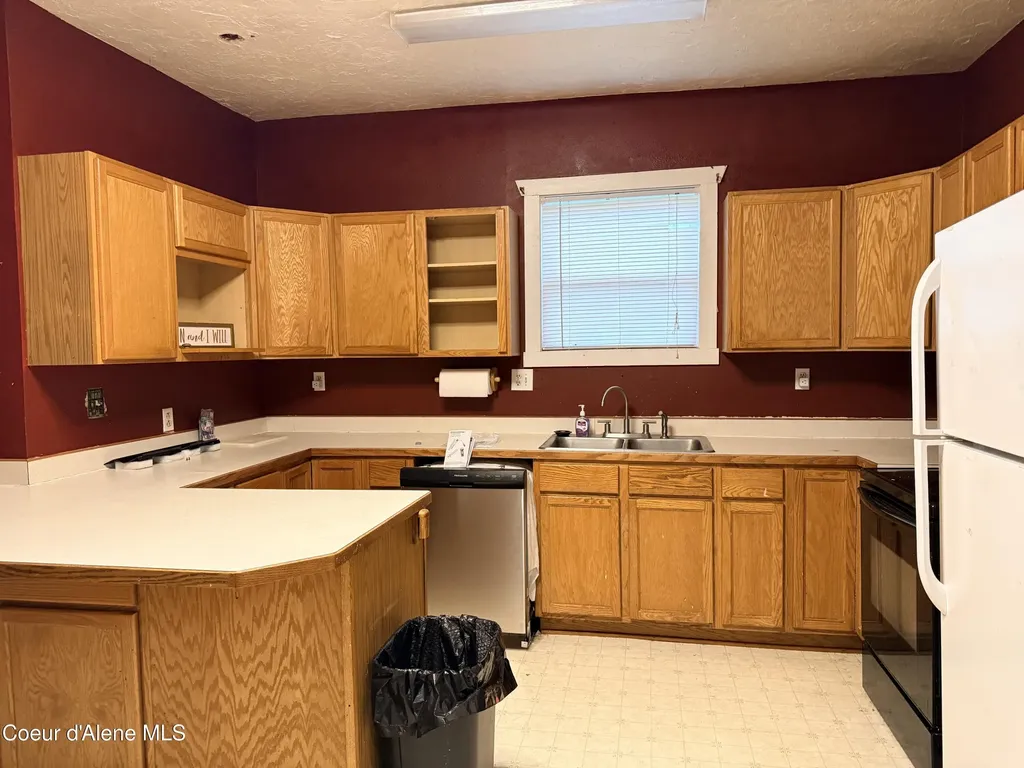 1127 W Jefferson Avenue St. Maries ID 83861