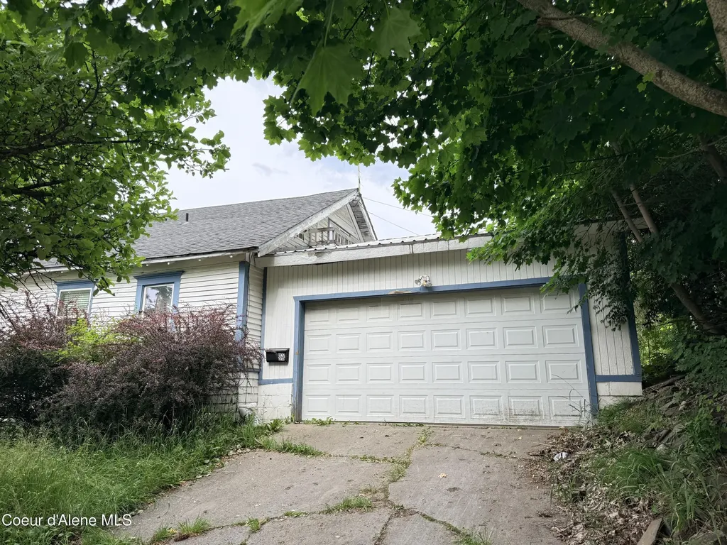 1127 W Jefferson Avenue St. Maries ID 83861