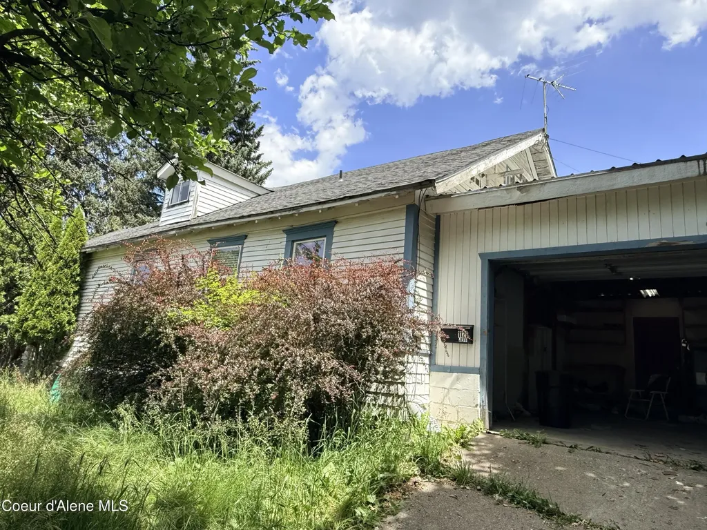 1127 W Jefferson Avenue St. Maries ID 83861