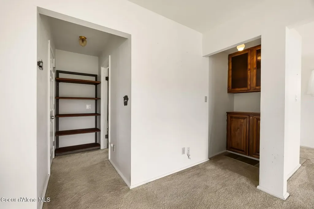 523 Big Hill Hope ID 83836
