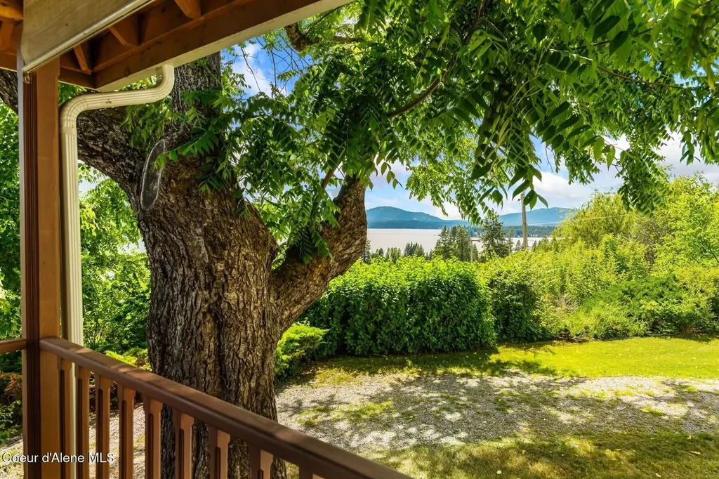 523 Big Hill Hope ID 83836
