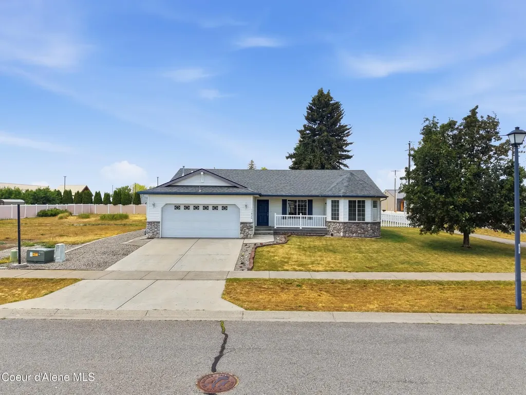 11926 N Stinson Drive Hayden ID 83835