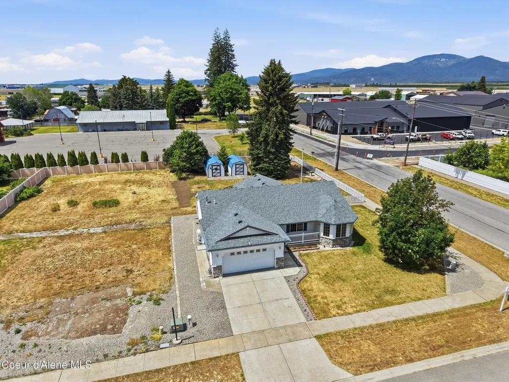 11926 N Stinson Drive Hayden ID 83835