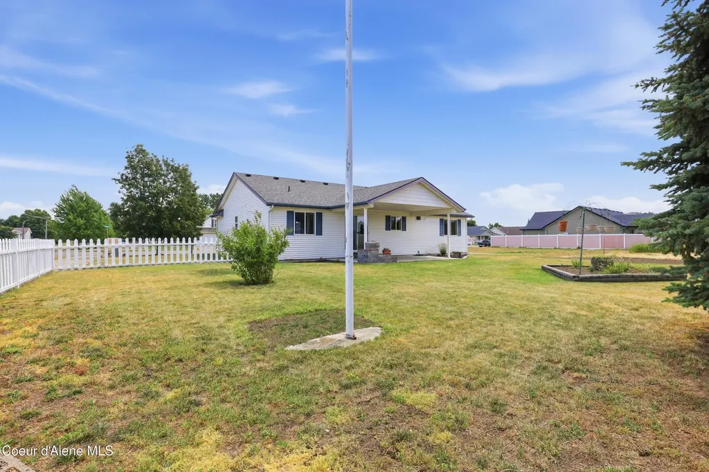 11926 N Stinson Drive Hayden ID 83835