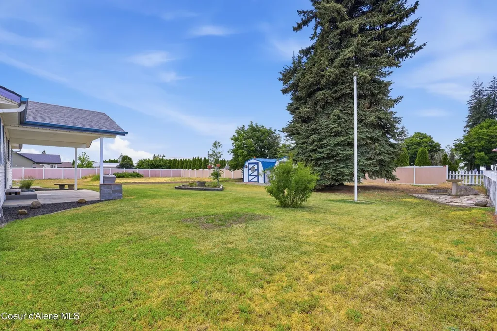 11926 N Stinson Drive Hayden ID 83835