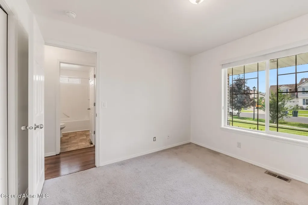 2633 N Partridge Lp Post Falls ID 83854