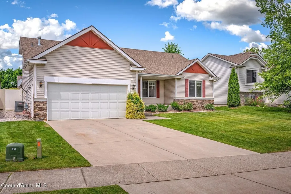 2633 N Partridge Lp Post Falls ID 83854