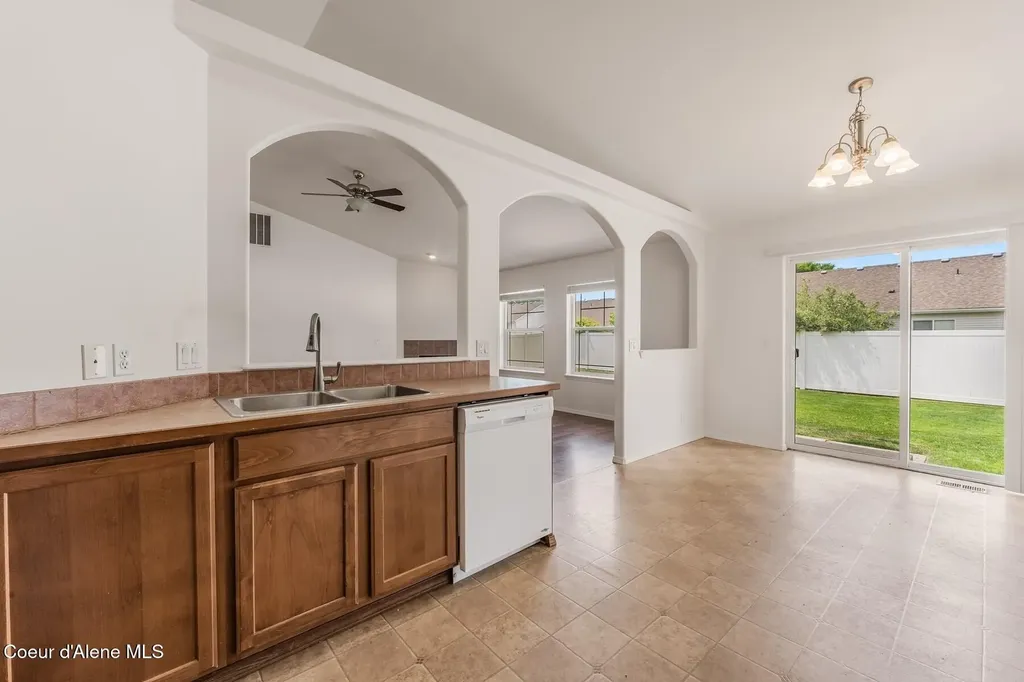 2633 N Partridge Lp Post Falls ID 83854