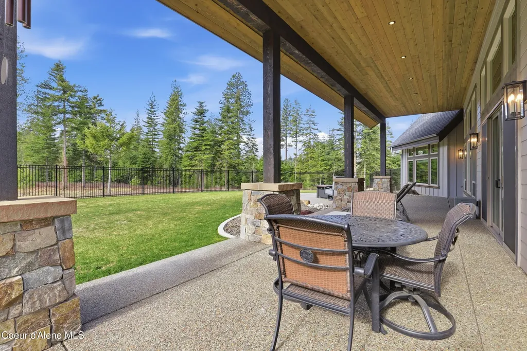 2117 E Amulet Circle Rathdrum ID 83858