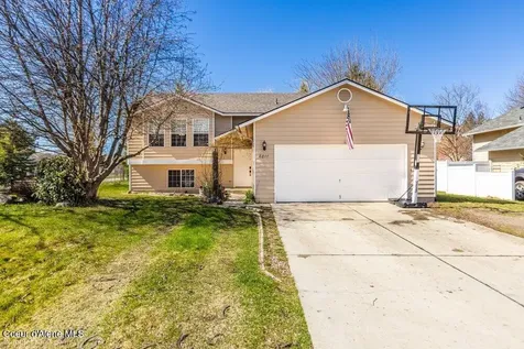 8811 N Davis Circle Hayden ID 83835