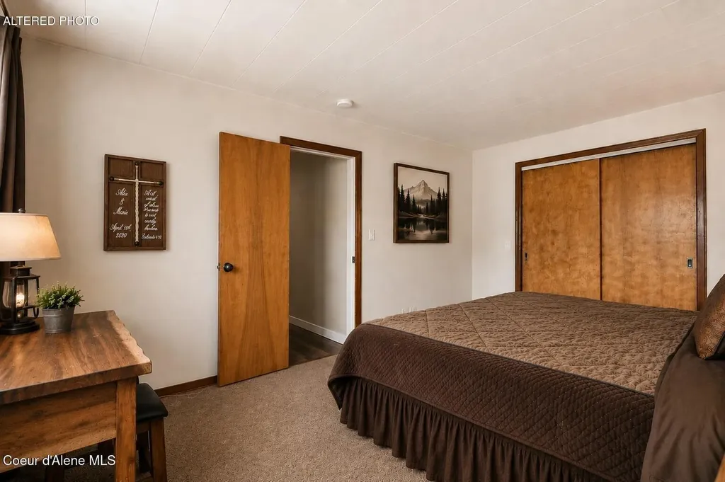 1109 E Larch Avenue Osburn ID 83849