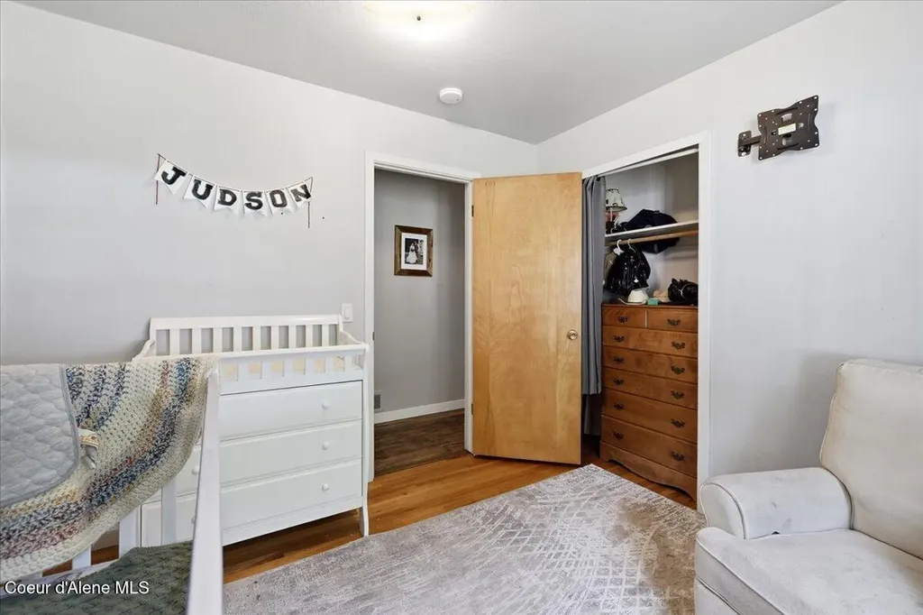 1109 E Larch Avenue Osburn ID 83849