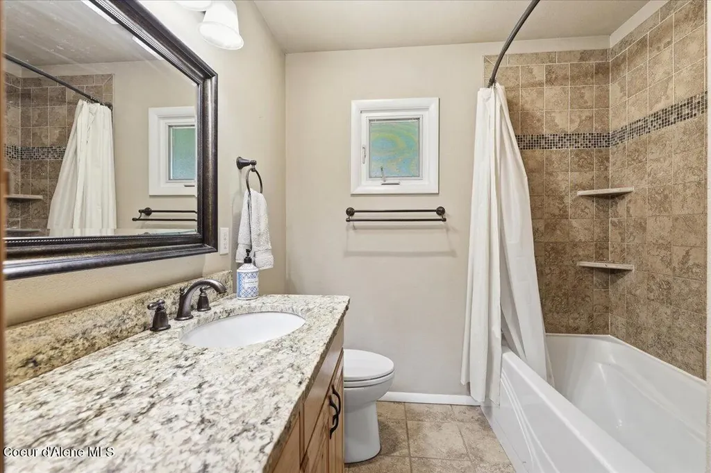 1109 E Larch Avenue Osburn ID 83849