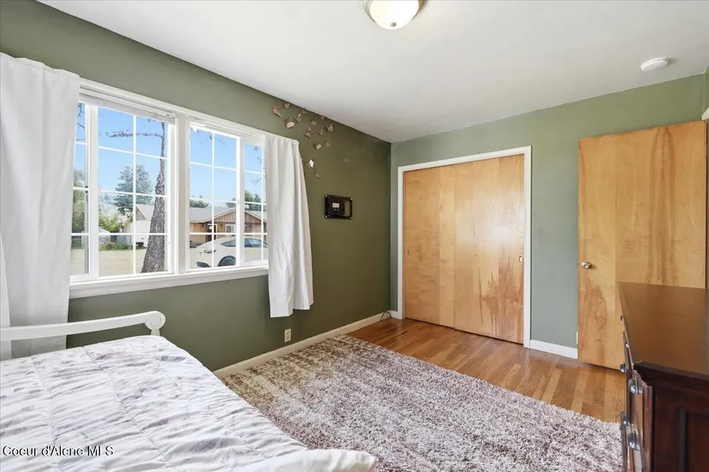 1109 E Larch Avenue Osburn ID 83849