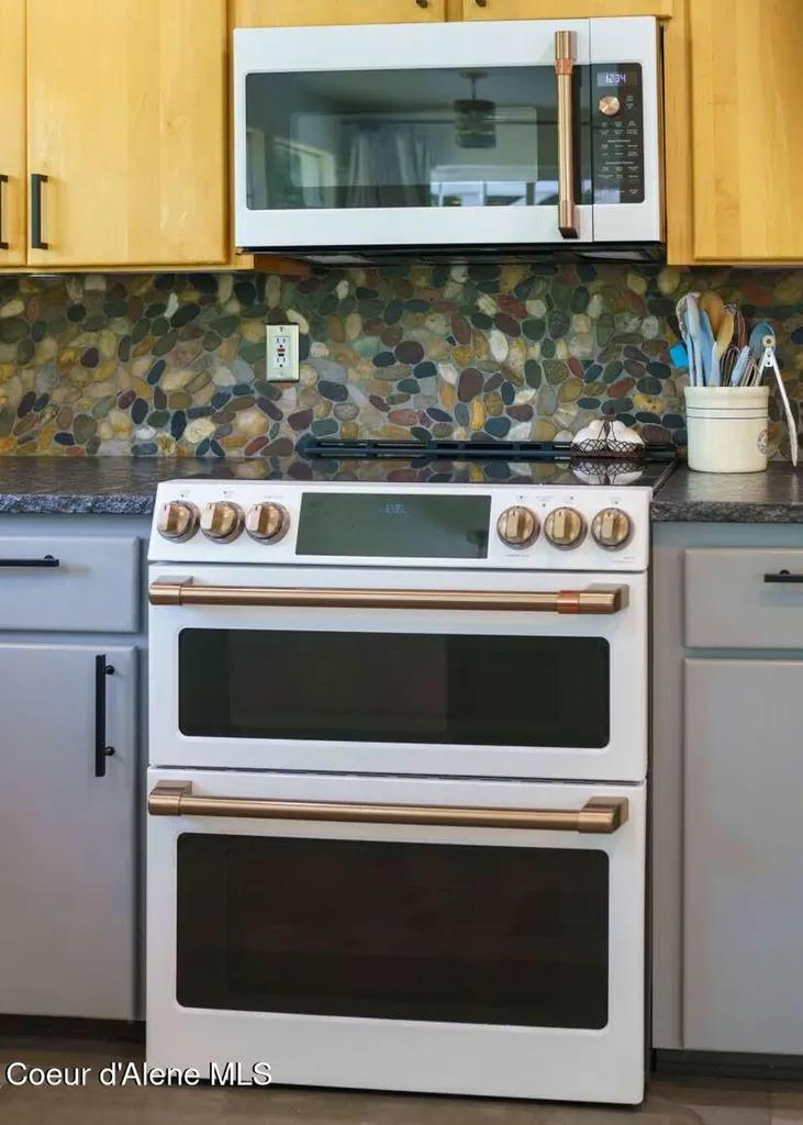 12465 W Rio Vista Place Post Falls ID 83854