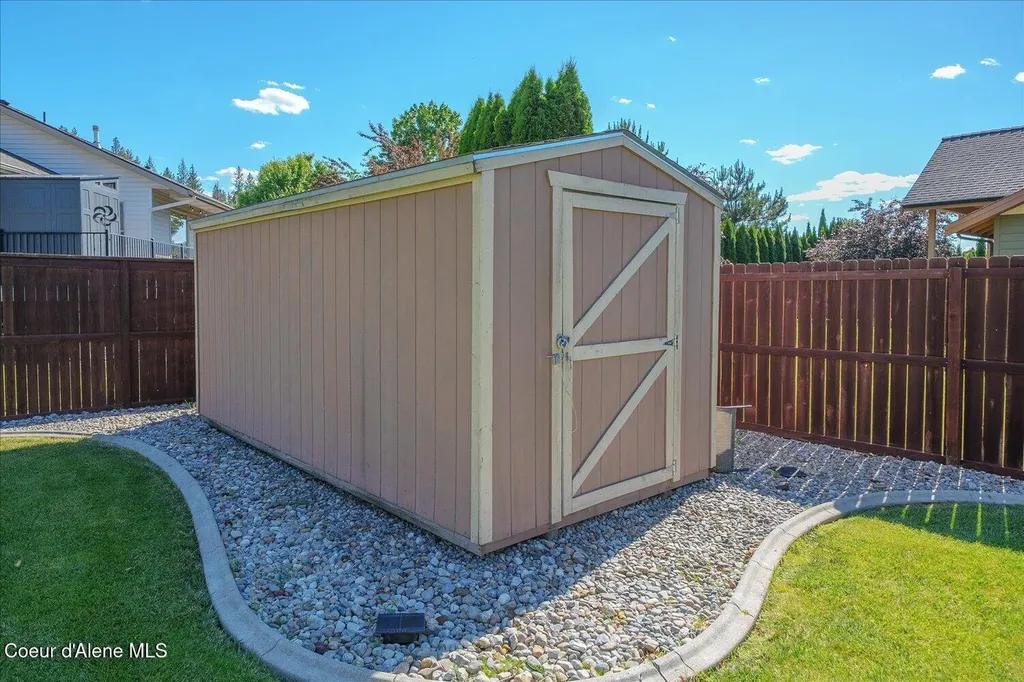 4356 E Amur Lane Post Falls ID 83854