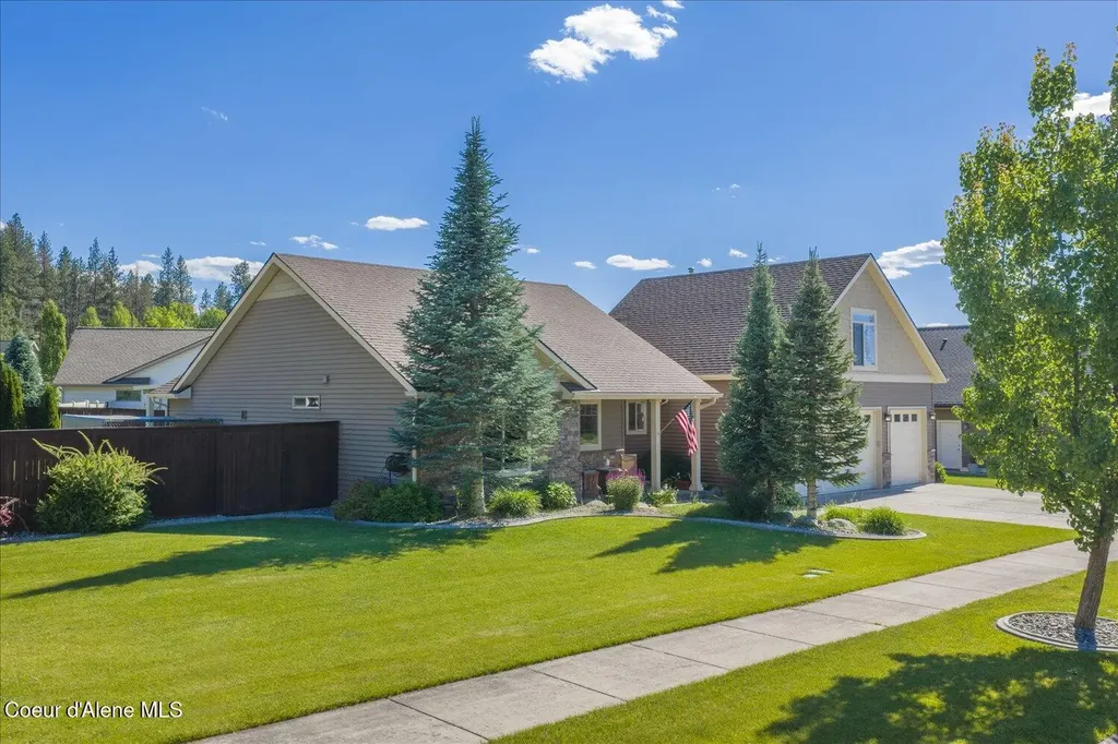 4356 E Amur Lane Post Falls ID 83854