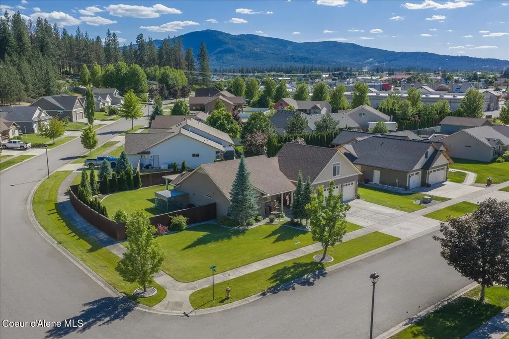 4356 E Amur Lane Post Falls ID 83854