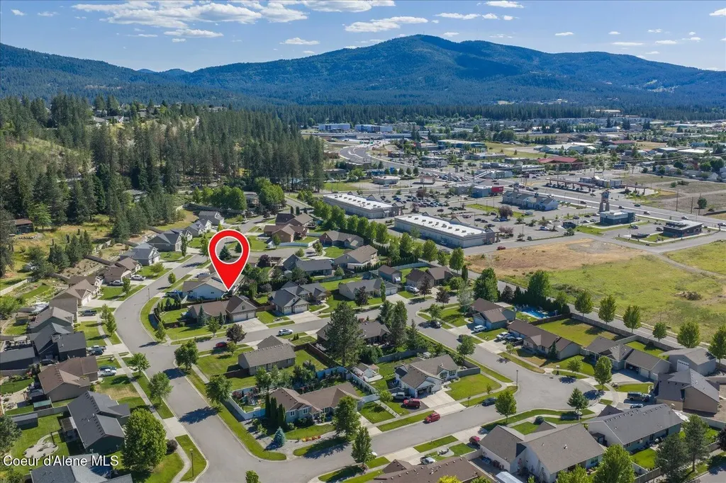 4356 E Amur Lane Post Falls ID 83854