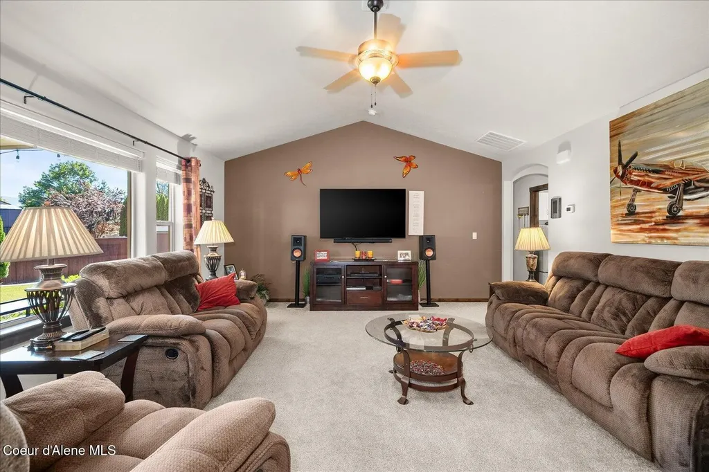 4356 E Amur Lane Post Falls ID 83854