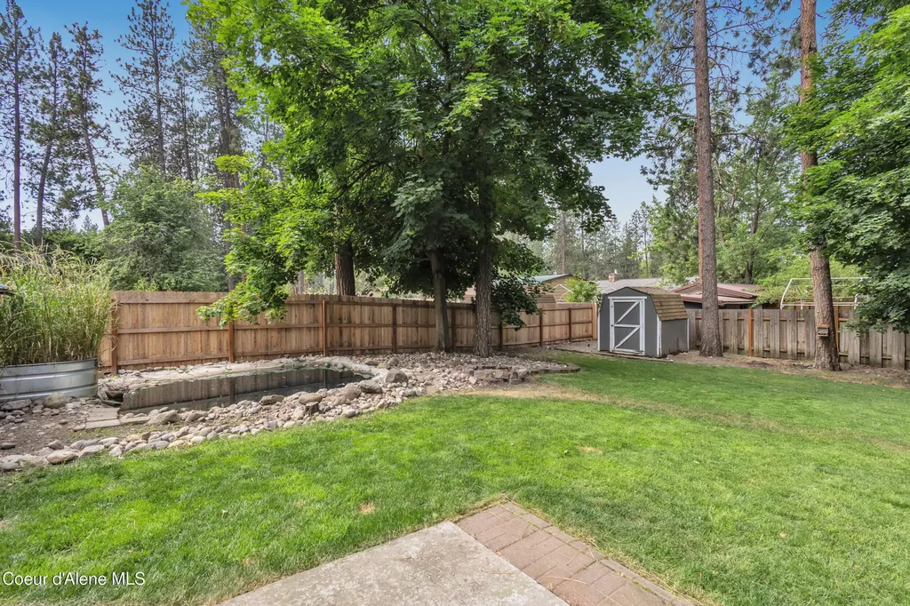 222 S Ross Point Road Post Falls ID 83854