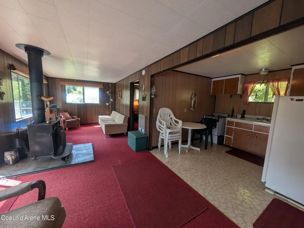 15886 S Spirit Lake Road Spirit Lake ID 83869