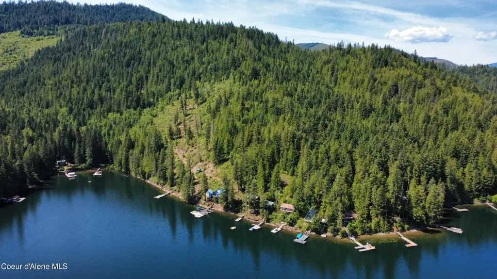 15886 S Spirit Lake Road Spirit Lake ID 83869
