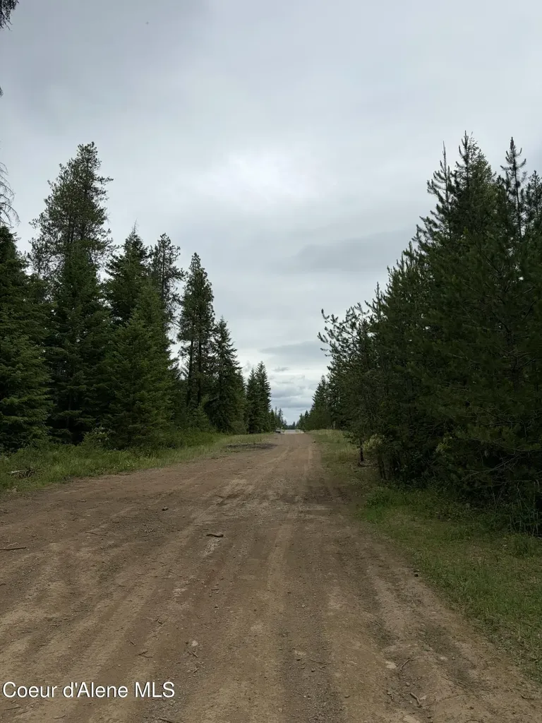 Nna Adams Street Spirit Lake ID 83869