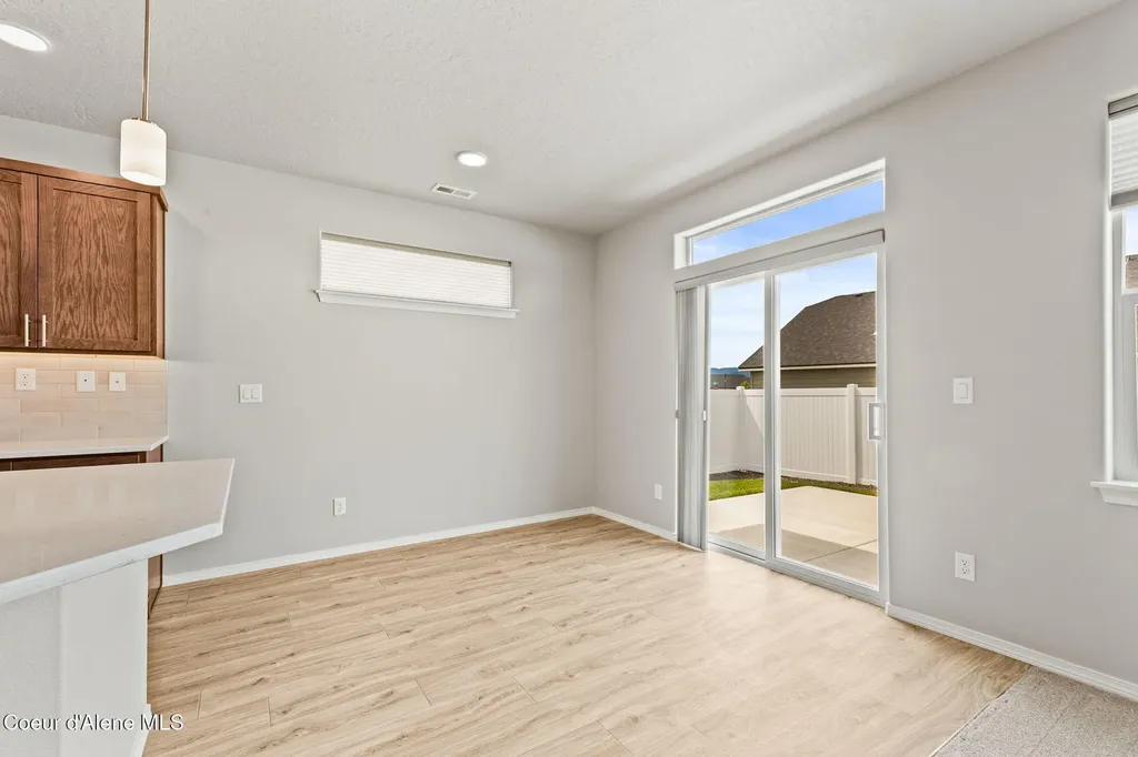 11842 N Lennon Lane Rathdrum ID 83858