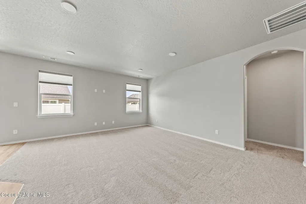 11842 N Lennon Lane Rathdrum ID 83858