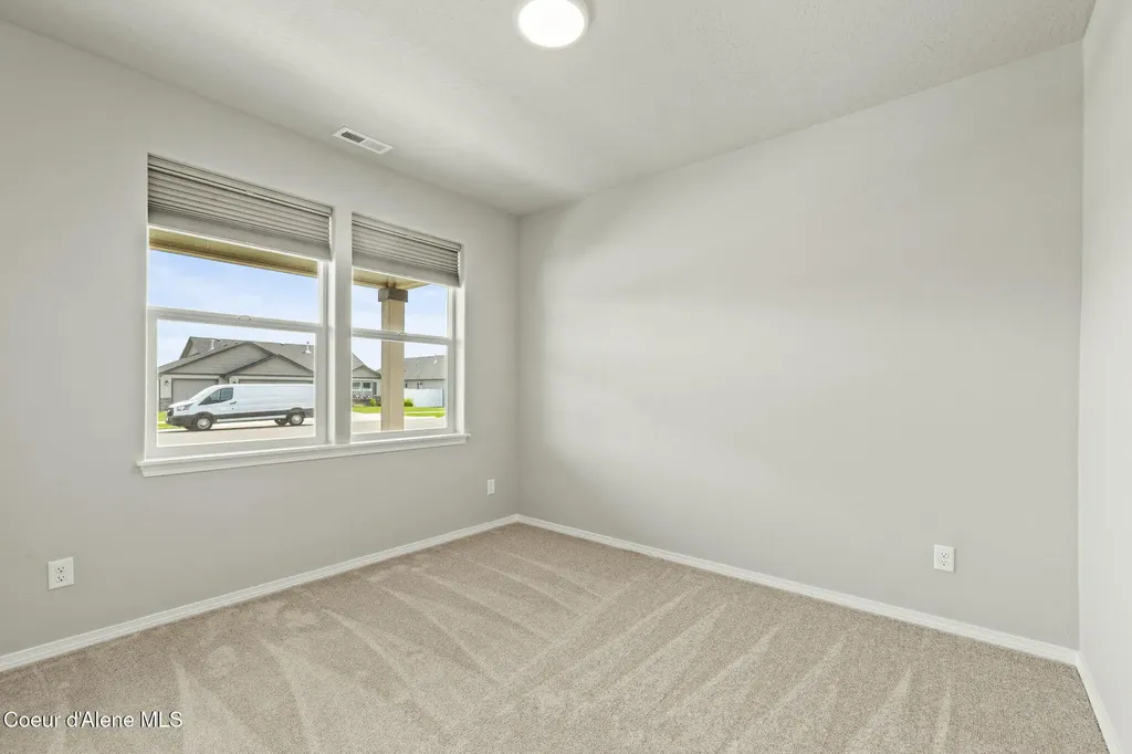 11842 N Lennon Lane Rathdrum ID 83858