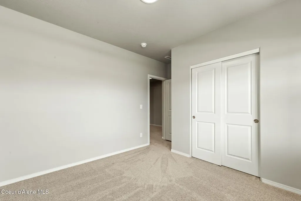 11842 N Lennon Lane Rathdrum ID 83858