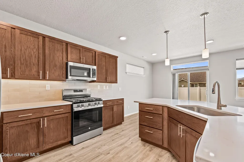 11842 N Lennon Lane Rathdrum ID 83858