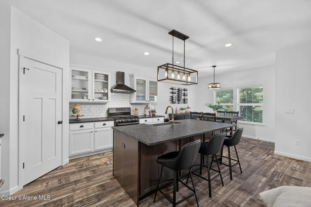3234 W Giovanni Lane Hayden ID 83835