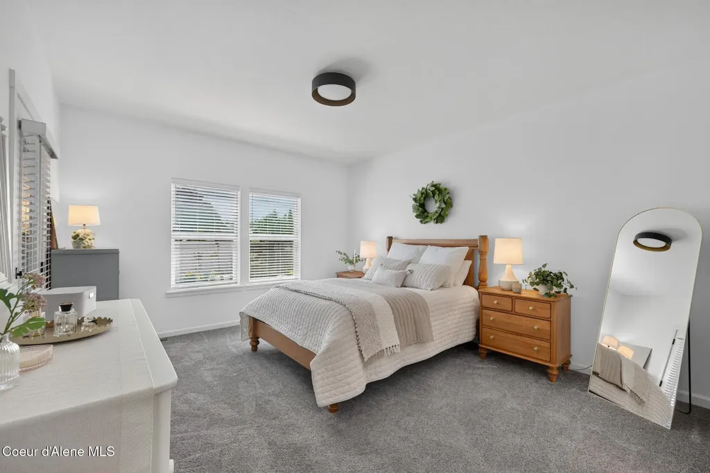 3234 W Giovanni Lane Hayden ID 83835