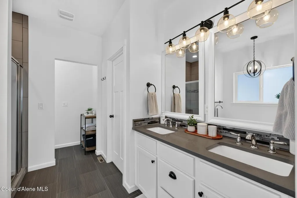 3234 W Giovanni Lane Hayden ID 83835
