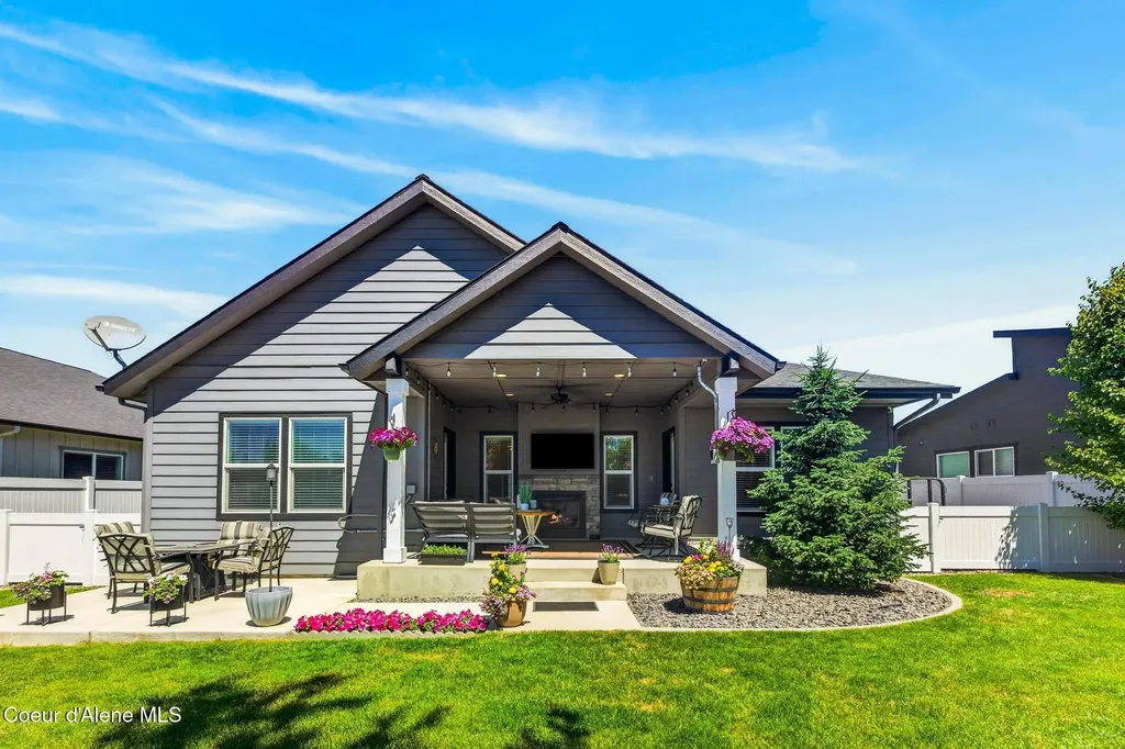 3234 W Giovanni Lane Hayden ID 83835