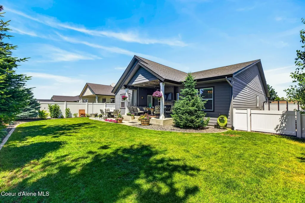 3234 W Giovanni Lane Hayden ID 83835