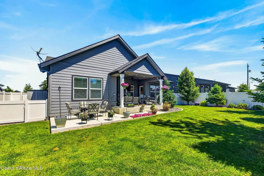 3234 W Giovanni Lane Hayden ID 83835